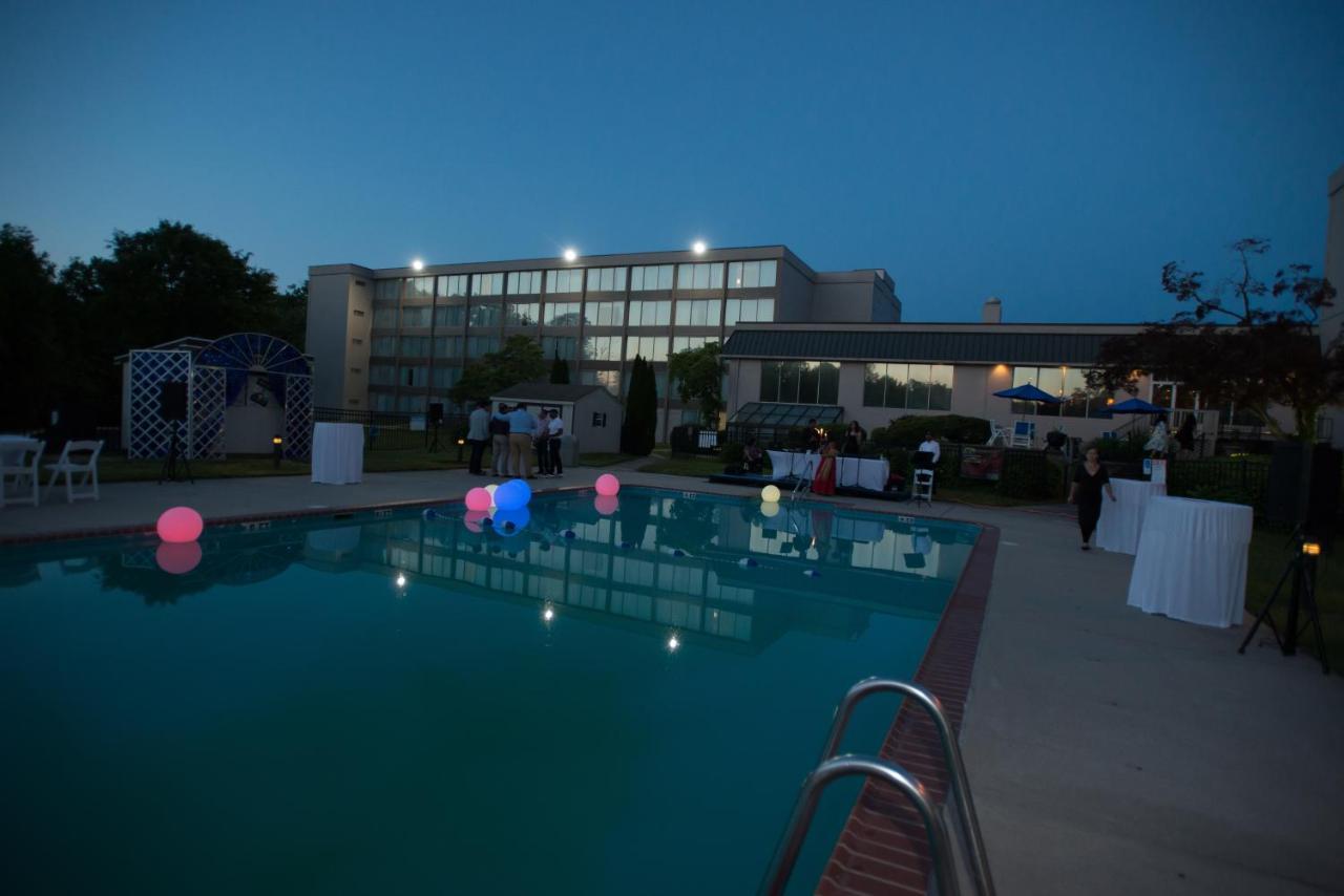 فندق إكستونفي  فندق ومركز مؤتمرات كلاريون آت إكزتون المظهر الخارجي الصورة